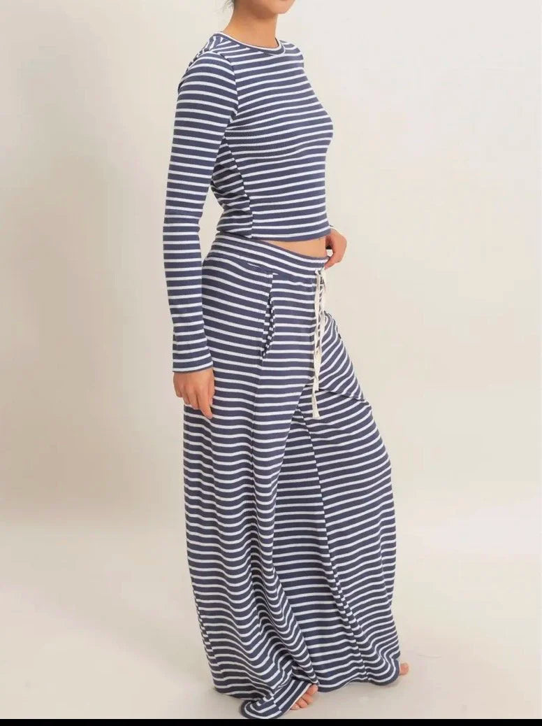 TOP - Cloud 9 Striped Set